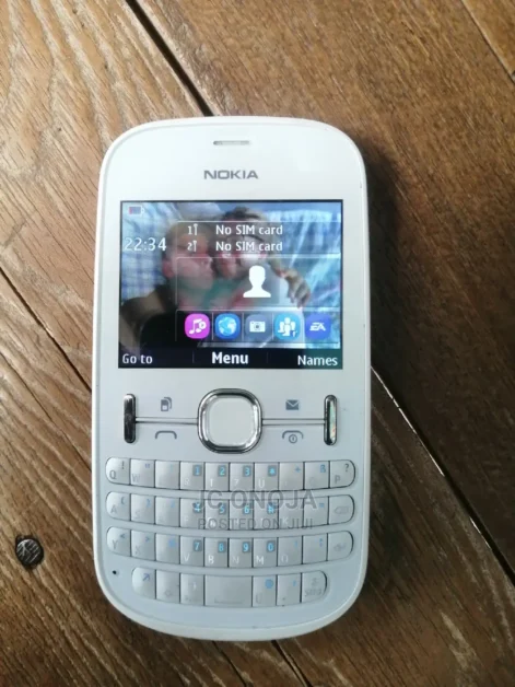 cid's old nokia 201 symbian phone